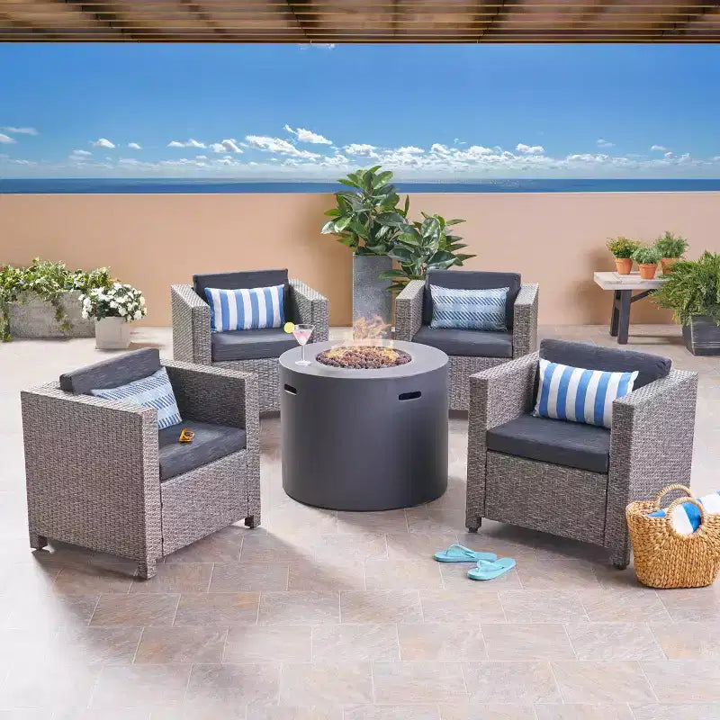 Christopher Knight Home Overton Ensemble 5 pièces de fauteuils de jardin et de foyer d'extérieur en osier avec coussins