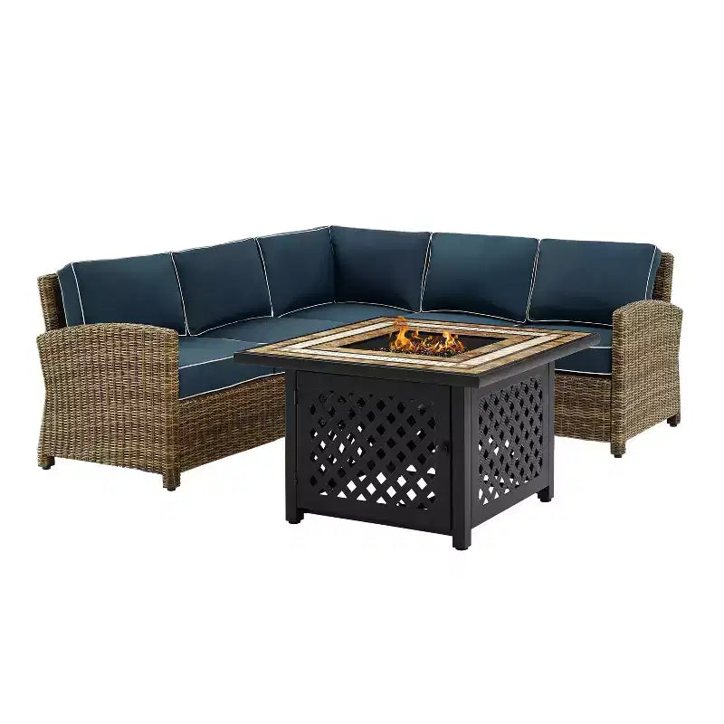 Ensemble de 4 pièces d'extérieur sectionnel en osier Bradenton avec table de foyer - Crosley