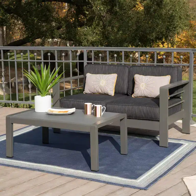 GDFStudio Liam, ensemble causeuse et table basse d'extérieur en aluminium avec coussins, gris/gris foncé